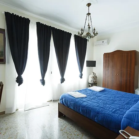 Emilia Villa