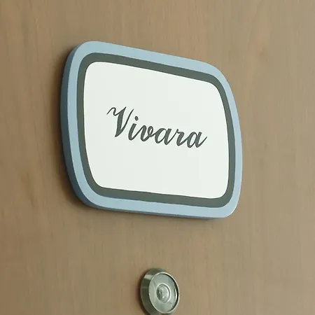 Emilia Villa *